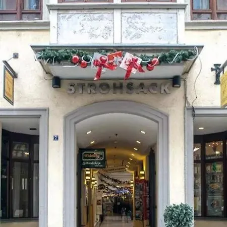 In Der Strohsackpassage - Zentrum Hbf Oper Apartament *