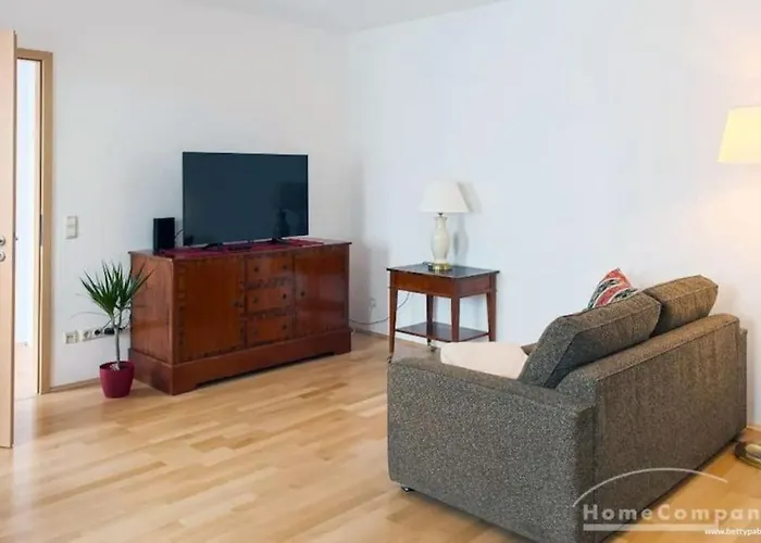 In Der Strohsackpassage - Zentrum Hbf Oper